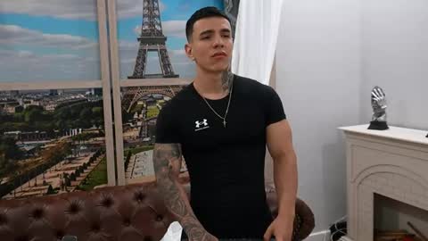 Snapshot of salvatore_damore chatting on June 2, 5:37 pm SALVATORE online show from June 2, 5:37 pm