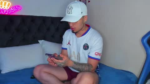 Snapshot of salvatore_dereck chatting on July 2, 1:16 am online show from July 2, 1:16 am