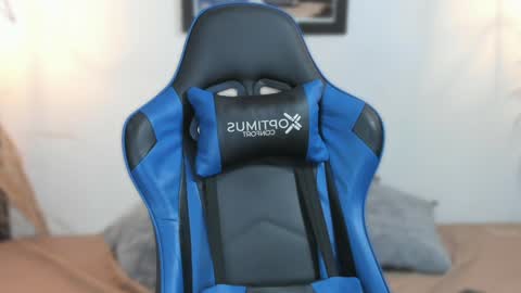 Snapshot of salvatore_romanoo chatting on February 5, 3:55 am Salvatore online show from February 5, 3:55 am