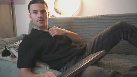 Esteban online show from November 19, 10:54 pm