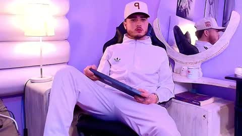  Salvatore online show from February 7, 7:50 pm