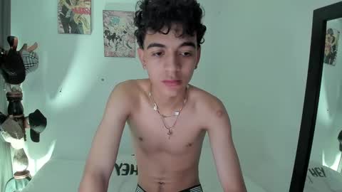 Snapshot of sam__cute chatting on December 26, 12:03 am sam__cute online show from December 26, 12:03 am