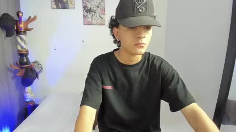 Snapshot of sam__cute chatting on January 10, 5:24 pm sam__cute online show from January 10, 5:24 pm