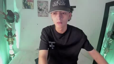 Snapshot of sam__cute chatting on January 14, 3:11 am sam__cute online show from January 14, 3:11 am