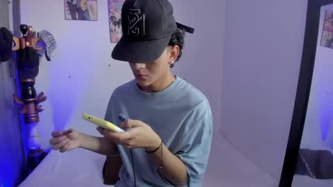 Snapshot of sam__cute chatting on January 15, 10:02 pm sam__cute online show from January 15, 10:02 pm