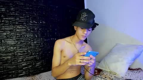 Snapshot of sam__cute chatting on March 11, 2:10 am sam__cute online show from March 11, 2:10 am