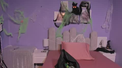 Sam online show from October 30, 3:41 am