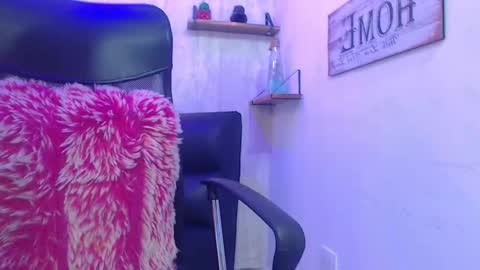 Sam online show from February 5, 4:25 pm