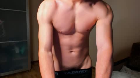 BACK IN 2 WEEKS online show from December 20, 9:44 pm