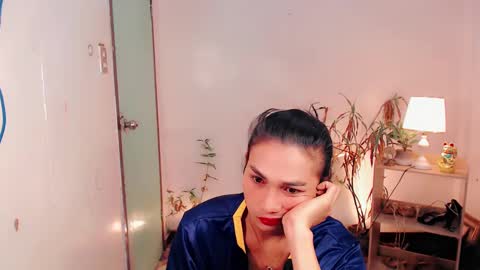 sam online show from December 4, 7:06 am