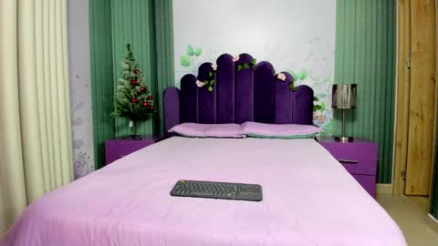 sam_naughty18 online show from December 15, 11:12 am