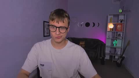 Sam online show from October 16, 5:41 am