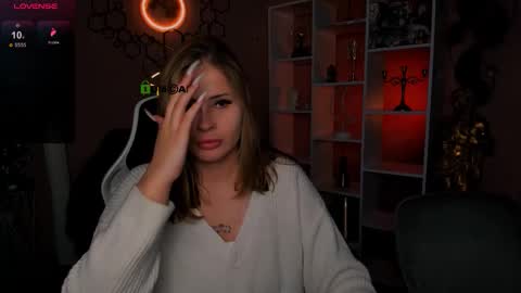 Sam online show from November 8, 8:07 pm