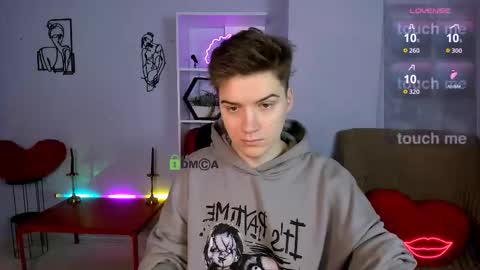 Sam online show from December 4, 8:28 pm