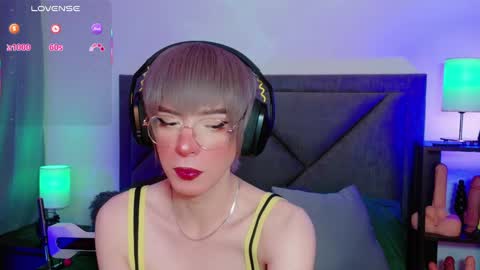 Sam online show from April 13, 5:57 am