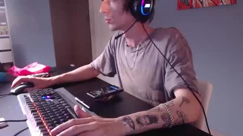 sam_skywalker online show from July 31, 9:25 pm