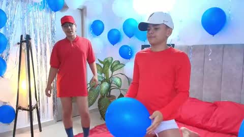 Snapshot of sam_tnt9 chatting on March 15, 2:06 am sam_tnt9 online show from March 15, 2:06 am