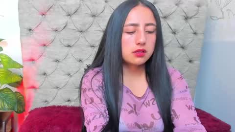 Snapshot of samanta_fischer chatting on November 1, 11:34 am Sammy online show from November 1, 11:34 am