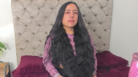 Snapshot of samanta_fischer chatting on November 12, 11:21 am Sammy online show from November 12, 11:21 am