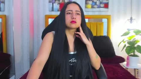 Snapshot of samanta_fischer chatting on December 1, 11:37 am Sammy online show from December 1, 11:37 am