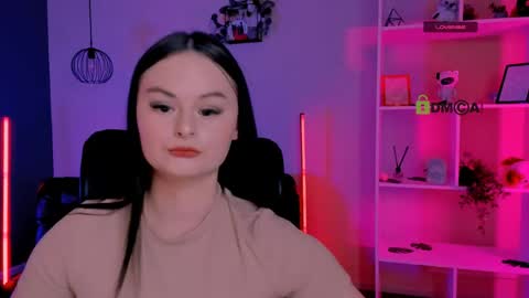 samanta_hotty online show from May 7, 8:42 am