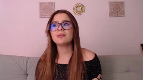 samanta online show from November 15, 5:53 pm