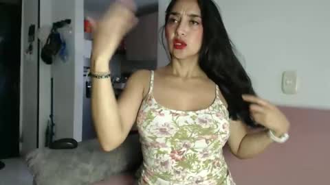 samanta online show from April 8, 4:40 pm