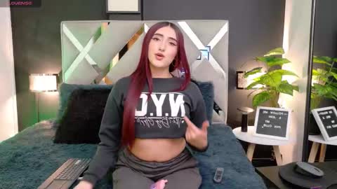 Snapshot of samantaa_rose_ chatting on September 19, 8:53 pm Samantha online show from September 19, 8:53 pm