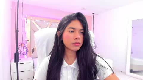 sam  online show from May 10, 4:39 am