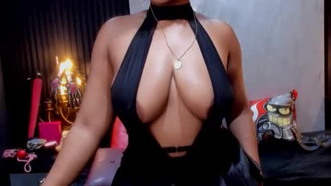 Snapshot of samantablake chatting on April 22, 8:21 pm Samanta online show from April 22, 8:21 pm