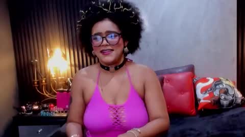 Snapshot of samantablake chatting on April 23, 7:38 pm Samanta online show from April 23, 7:38 pm