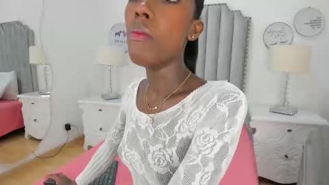 Snapshot of samantamarquez chatting on November 4, 7:57 pm Samanta online show from November 4, 7:57 pm