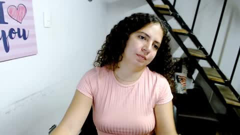 Snapshot of samantha2girl chatting on December 11, 7:57 pm samantha online show from December 11, 7:57 pm