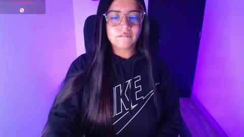 Snapshot of samantha_devil_ chatting on November 14, 2:43 am Samanta online show from November 14, 2:43 am