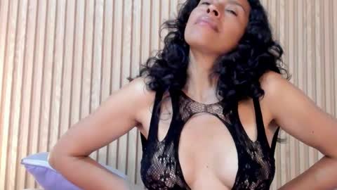 samantha_duart3 online show from March 28, 1:22 pm