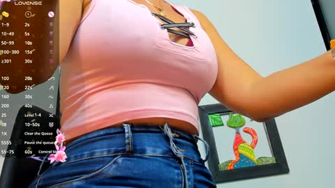 Snapshot of samantha_milfs chatting on December 4, 10:13 am samantha_milfs online show from December 4, 10:13 am