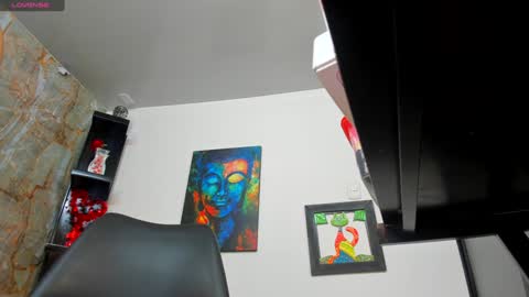 Snapshot of samantha_milfs chatting on December 10, 11:00 am samantha_milfs online show from December 10, 11:00 am