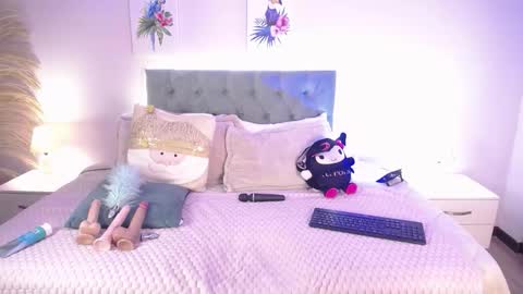 Samantha online show from December 1, 8:08 am