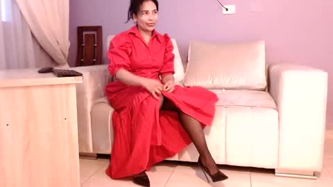 samantha_thompsoon online show from October 13, 9:04 pm