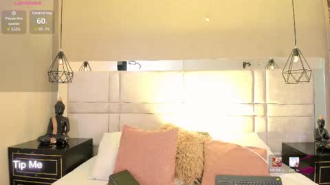 Snapshot of samanthadunss chatting on July 16, 9:32 pm Samantha online show from July 16, 9:32 pm