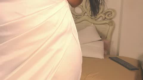 Samantha online show from May 16, 11:57 pm