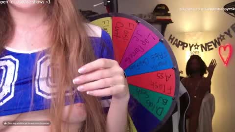 The Real Samantha Hayes haha  online show from January 12, 4:42 am