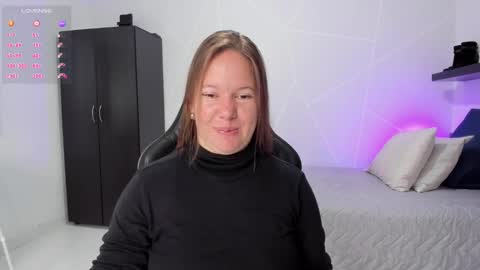 Snapshot of samanthaleon chatting on October 26, 4:24 pm Samantha samy online show from October 26, 4:24 pm