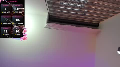 samanthamillher1021 online show from March 25, 12:00 pm