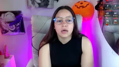 Snapshot of samantharoldan chatting on November 3, 2:40 pm Samantha online show from November 3, 2:40 pm