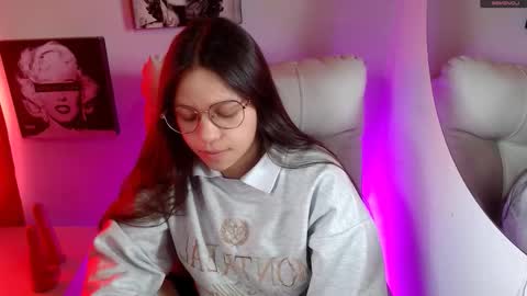 Snapshot of samantharoldan chatting on November 18, 2:54 pm Samantha online show from November 18, 2:54 pm