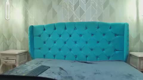 samantharosx online show from May 5, 6:49 pm