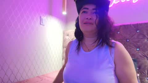 samanthasyedx online show from May 18, 4:07 am