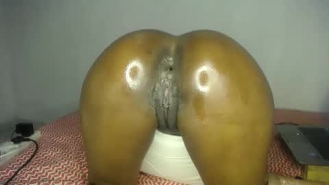 manth online show from February 13, 6:26 pm