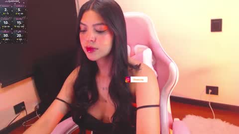 Sammy  online show from December 8, 8:47 pm